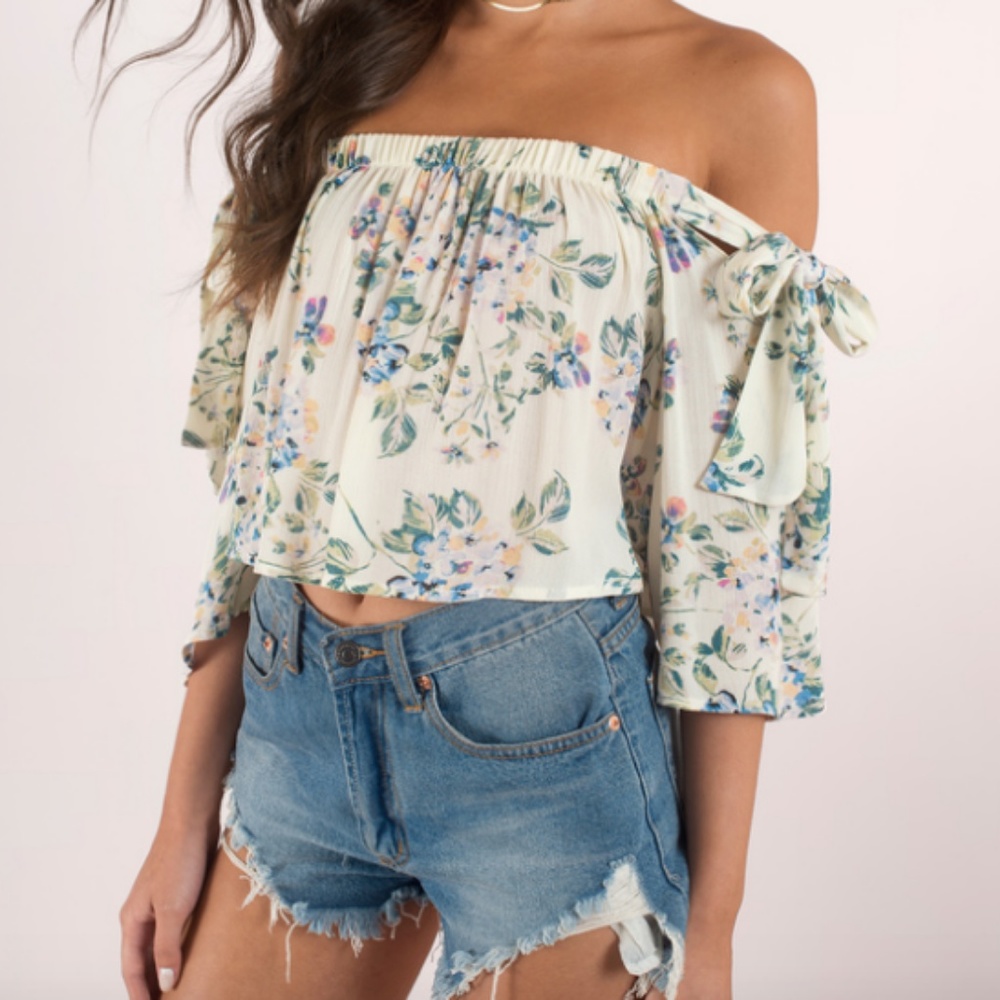Tobi floral off the shoulder crop top